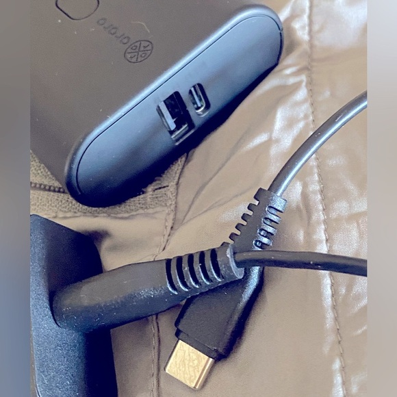 ORORO Quilted Heated Best Grey Medium Water Resistant Zip Front/Pockets NWT - Picture 6 of 17